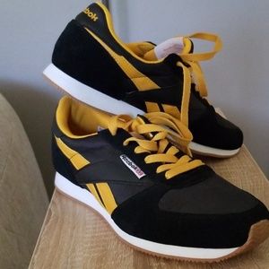 Mens Reebok classics